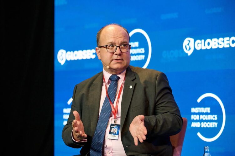 How Non-Profit Organizations Shape Modern Foreign Policy: Insights from Former Slovak Minister Miroslav Wlachovský