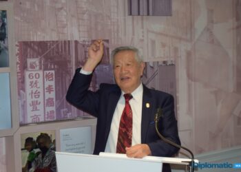 Dr. Henry Lee Brings “Making the Impossible Possible” to Life at Chinese American Museum