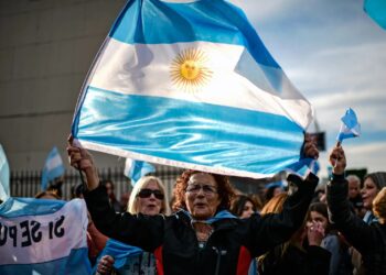 Argentina’s Path to Independence: A Triumph of Unity and Resolve