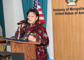 Professor Uranchimeg Tsultem Presents Mongol Zurag Exhibition in Washington